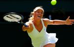 Maria Sjarapova kæmpede for sin chance mod Gisela Dulko, men den tidligere Wimbledon-vinder måtte give sig til sidst. 