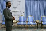 Mahmoud Ahmadinejad fik ifølge det officielle resultat 63 procent af stemmerne. Mange ville dog ikke fejre det med ham. 