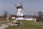 Møllen ved Dybbøl / Düppel. Formand for tysk mindretal vil have danske byer i Sønderjylland stavet på tysk. 