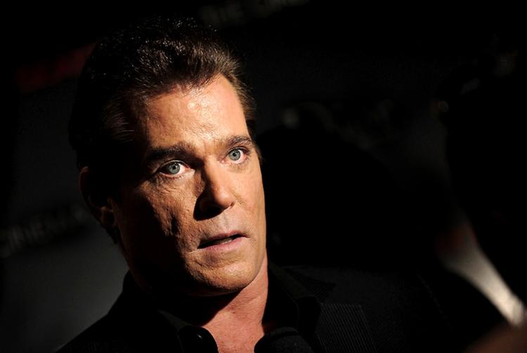 Ray Liotta er filmaktuel med 'Crossing Over' - manden som brød igennem med 'GoodFellas' og som fra barnsben drømte om at blive gangster. 