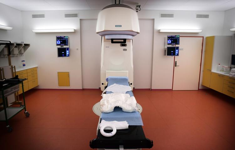 Strålekanon til kræftbehandling på Amtssygehuset i Herlev. Sygehuset har i alt otte strålekanoner. 