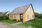 Dette hus i Bøvlingbjerg syd for Lemvig er det tredje billigste hus i Danmark lige nu. Det koster bare 130.000 kroner. Foto: EDC Mæglerne. 