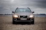 I dag er flere af Volvos modeller ganske forslugne, når det gælder brændstof, bl.a. denne XC70. En ny hybridmodel vil ændre drastisk på dette forhold fra 2012. Arkivfoto: Jan Grarup 