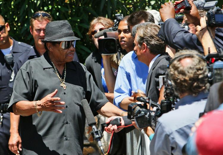 Michael Jacksons far, Joseph Jackson, talte i dag kort til en pressekonference. 