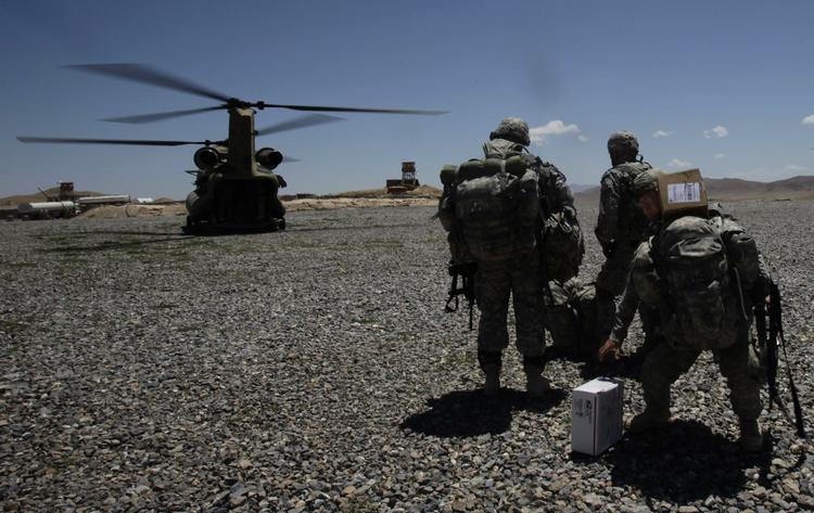 USA forstærkede for nyligt sin styrke i Afghanistan med 21.000 soldater, og mange af dem angriber nu Taleban. 