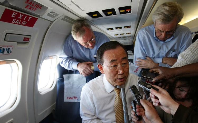 Ban Ki-moon er i dag landet i Myanmar. 
