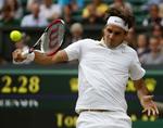 Roger Federer viste atter sin store styrke på Wimbledons græs, og schweizeren er finaleklar - igen. 