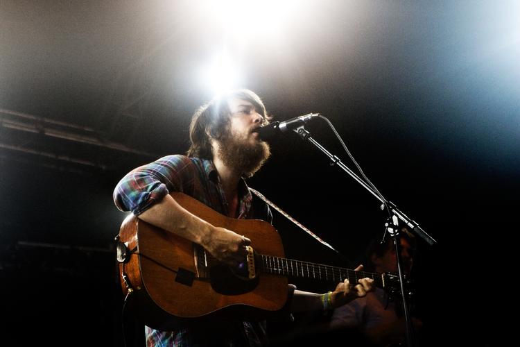 Robin Pecknold var i front, da Fleet Foxes leverede sart skønhed på Arena fredag eftermiddag. 