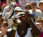 Serena Williams skulle bruge fire matchbolde for at sikre sig finalesejren. 