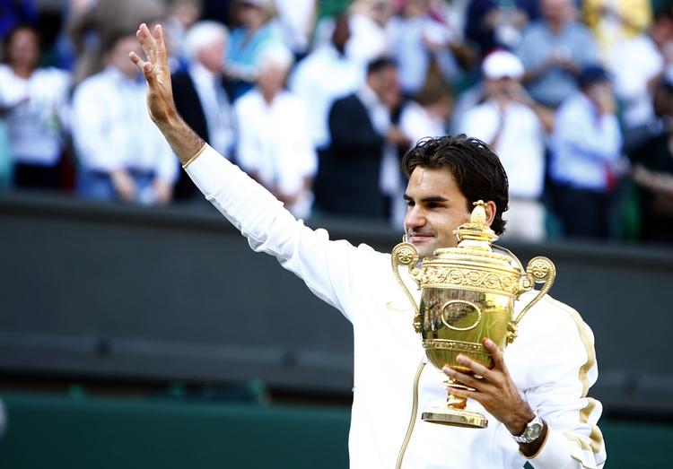 Roger Federer var efter sejren i Wimbledon lykkelig for at have overgået Pete Sampras grand slam-rekord. 