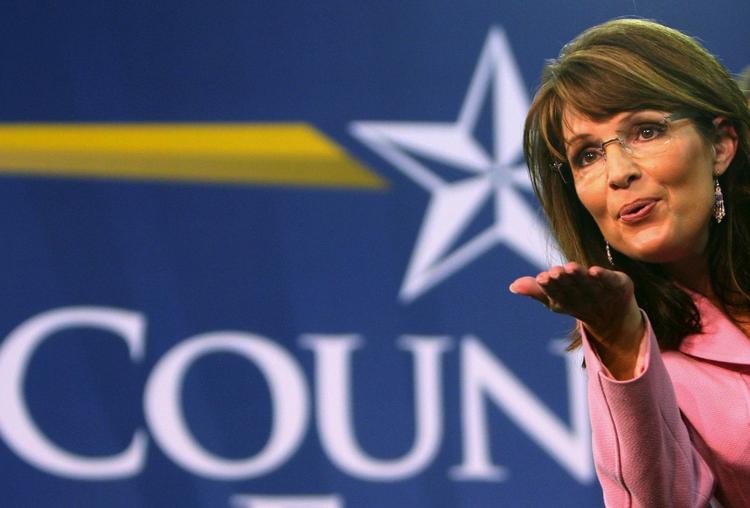 Sarah Palin har selv givet flere forklaringer på, hvorfor hun træder af som guvernør. Men ingen af dem giver mening, siger hendes partifæller. 