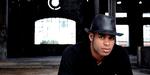 ÅBEN MUSIK. Cubanske Roberto Fonseca ønsker ikke at få hæftet etiketter på sin musik. »Jeg spiller ikke latin, ikke jazz, men en åben musik med indflydelse fra mange sider, inklusive klassisk musik«, siger han. Foto: PR 