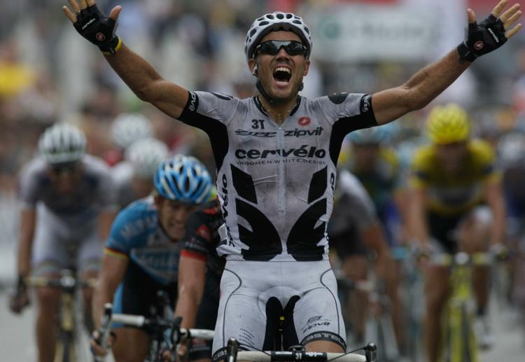 Thor Hushovd var stærkest på den korte stigning mod mål i Barcelona, og nordmanden sikrede sig sin syvende Tour de France sejr. 