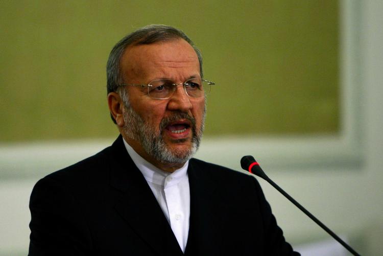 Irans udenrigsminister Manouchehr Mottaki fortæller om Irans nye vilje til dialog med vesten. Arkivbillede. 