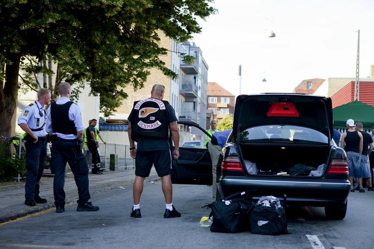 Landets kommuner mangler tilbud, der stoppe bandernes rekruttering af unge. 