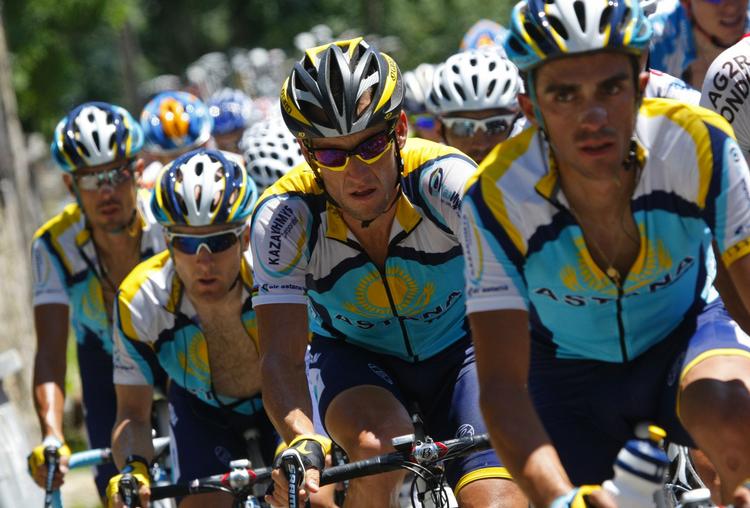 Astanas Andreas Klöden og Levi  Leipheimer sammen med Lance Armstrong skal slides ned, hvis Astanas dominans skal trues for alvor. 