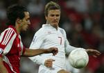 David Beckham føler sig angrebet på sin professionalisme og svarer igen på kritik. Arkivfoto. 