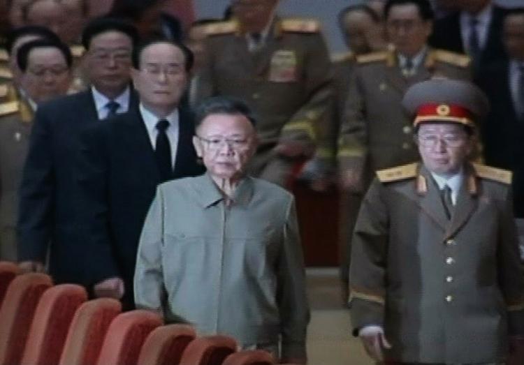 Nordkoreas leder Kim Jong-il lider, ifølge flere medier, af kræft i bugspytkirtlen. 