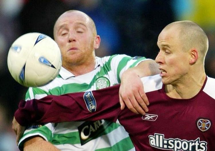 Fem år i Celtics stribede trøje var den længste periode i samme klub for John Hartson (tv.). Arkivfoto. 