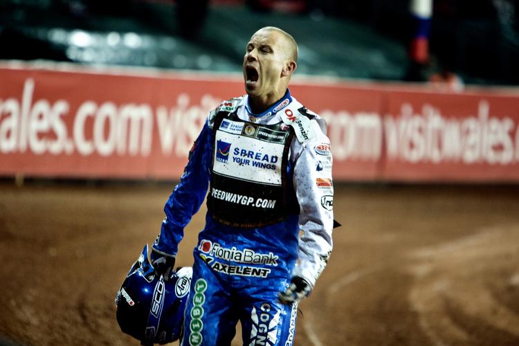 Nicki Pedersen kommer ikke med i semifinalen ved hold-VM. Arkivfoto. 