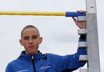 16-årige Jannick Klausen vandt for nylig sølv ved ungdoms-EM i højdespring ved at klare 2,20 meter, så han er et godt bud på en dansk medalje ved ungdoms-OL. Arkivfoto. 