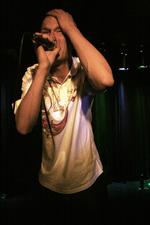 Rapperen Ham Den Lange går aldrig af vejen for en god gedigen ordbattle. Den næste uges tid sviner han andre rappere til under Grøn Koncerts MC Fight Night. PR-foto 