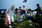 Der er masser af muligheder for at samle pant på Roskilde Festival. Her en veludrustet lejr på festivalens allertidligste stadie. 