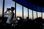 Det er oppe i kontroltårnet i Kastrup Lufthavn, at meldingen om 'fly akut' bliver sendt ud. Arkivfoto. 