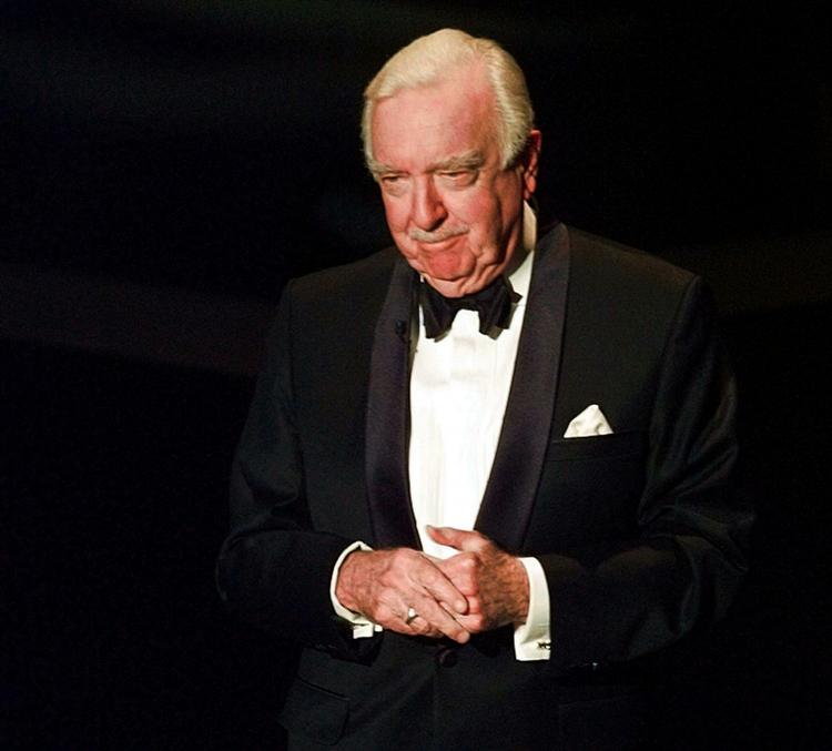 Walter Cronkites optræden gav ham kælenavnet 'Onkel Walter'. 