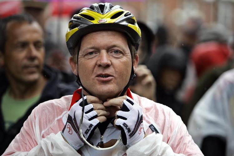 Statsminister Lars Løkke Rasmussen (V) har op til løbet trænet ved at køre ture på omkring 125 kilometer. På ruten til Paris skal Team Rynkeby ud på etaper over 200 kilometer om dagen. 