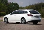 Mazda 6 som stationcar er en fin langtursbil. Dieselmotoren har i hvert fald kræfter nok, men støjen på visse typer motorvej kan blive et problem. 