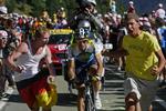 Contador gav den gas på vej op mod Verbier, men Bjarne Riis tror fortsat, spanieren kan rystes. 