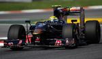 Toro Rosso-teamet, her repræsenteret ved Sebastien Buemi, har haft en skuffende sæson. Nu forsøger holdet med en spansk teenager. Arkivfoto. 