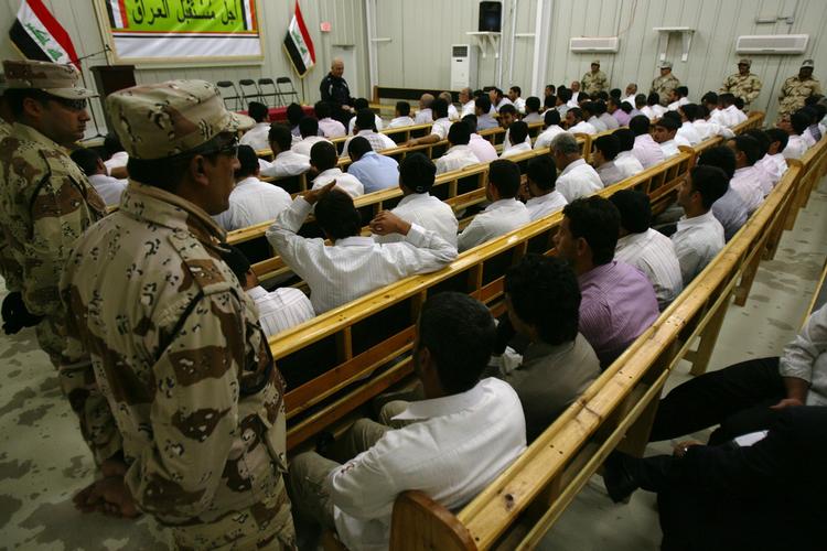 En mand med bopæl i København har tilsyneladende siddet fængslet i Camp Cropper i Bagdad. 