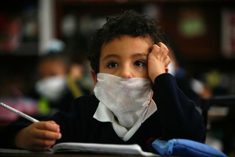 100.000 britter blev i sidste uge smittet med svineinfluenza. Børnene rammes hårdest. Arkivfoto. 