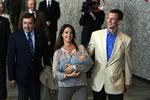 Prinsesse Marie og prins Joachim, da de forlod Rigshospitalet med deres nyfødte søn. Arkivfoto. 