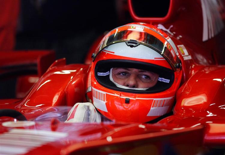 Michael Schumacher er tilbage i Ferraris røde racer. Her i en testkørsel i Spanien for to år siden. Arkivfoto. 