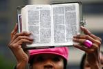 Bibel-skamfering har vakt vrede i Storbritannien. Arkivfoto. 