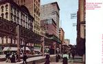 Dette håndkolorerede postkort fra 1907 (øv.) viser Chicagos Wabash Avenue med højbanen og bygningerne, der strækker sig mod himlen. Foto: Curt Teich Postcard Archives 
