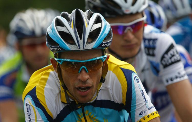 Rivalerne flokkes om at køre Contador af tronen. Og muligheden er der i dag - Tour de France-vinderen holder nemlig ferie. Arkivferie. 