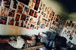 'Soldier sleeping after all nights patrol' - Soldat sover efter natpatrulje - som Edouard Gluck tog, mens han  var udstationeret i Irak. Foto: Edouard Gluck 