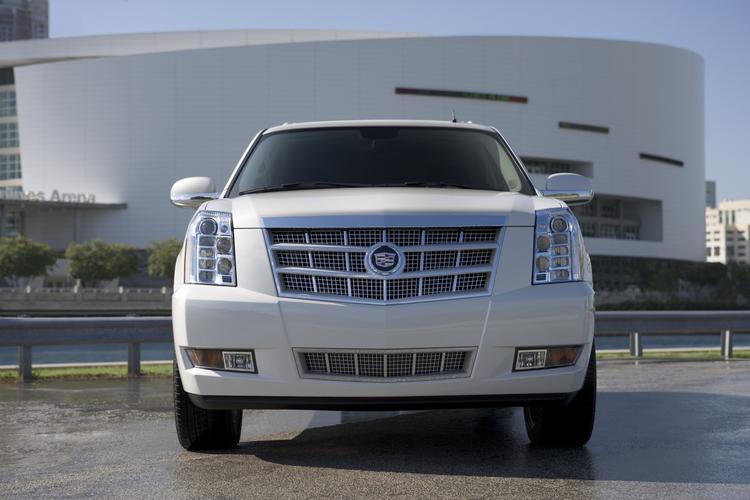 Cadilac Escalade er populær blandt amerikanske blltyve. Men hvis bilen har Onstars særlige 'stop-tyven'-tjeneste, kommer tyvene ikke langt med den. 