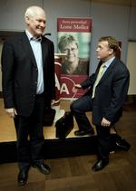 Svend Auken sammen med Lars Løkke Rasmussen til et vælgermøde i Hillerød. 