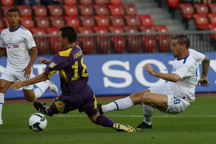 Slovenske Maribor (i lilla) er en af OB's mulige modstandere. Maribor tabte i Champions League-kvalifikationen med 3-0 på hjemmebane til FC Zürich efter ellers sat have vundet 3-2 i Schweiz. 