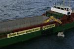 Greenpeace gennemførte tidligere på året ved den nordtyske ø Sild en aktion med at lægge sten i havet for at forhindre fiskeri med bundtrawl. En lignende aktion finder i denne uge sted i Kattegat. 