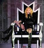 50-årige Madonna her på scenen i Spanien sidste tirsdag, adskillige år og kærester siden lyd- og videooptagelserne blev lavet i 1992 og 1993. Arkivfoto. 