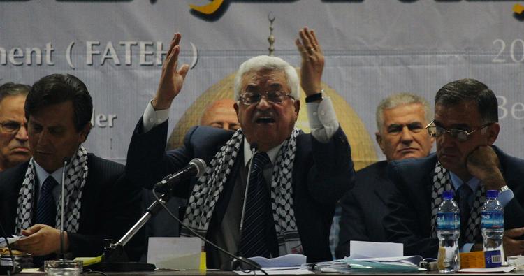 Foryngelse af Fatah konsoliderer den 74-årige Abbas' position i partiet. 