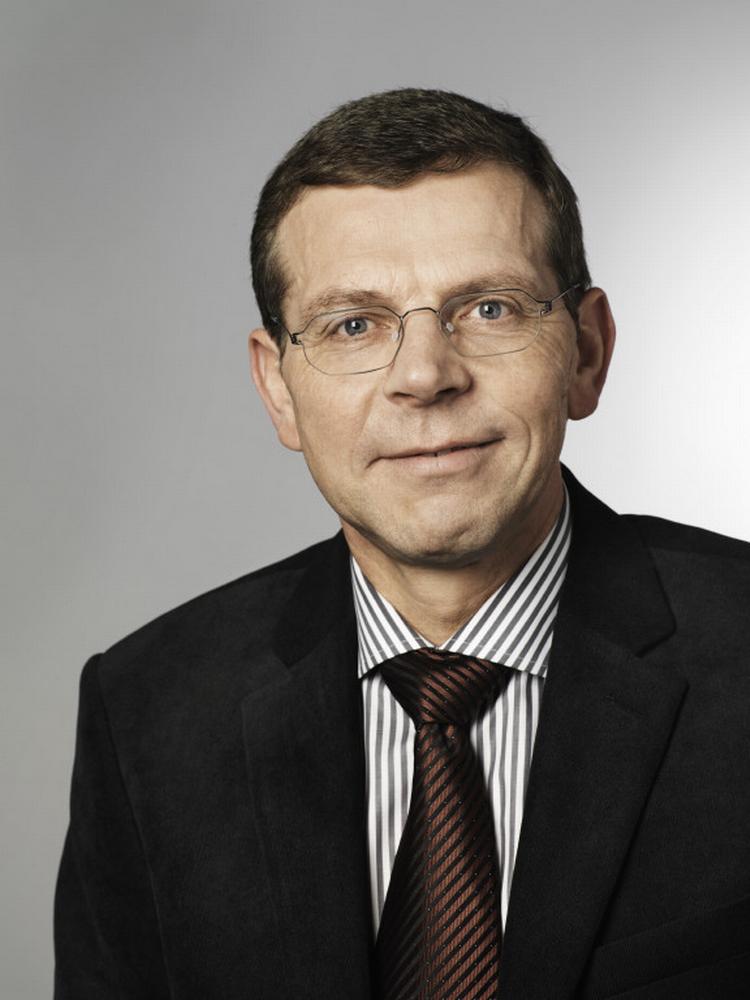 Knud Kristensen regner med, at  de konservative vil diskutere hans forslag på sommergruppemødet i næste uge. 