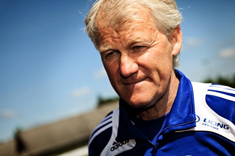 Landstræner Morten Olsen roser Jakob Poulsen og Martin Jørgensens indsats i venskabskampen mod Chile, der endte med dansk nederlag. 