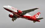 CO2-svineri eller ej. Når en tysker skal til lotto, så skal han. Derfor lettede her til eftermiddag et fly fra Berlin mod Milano. 140 mennesker skulle ned og købe lotto-kuponer. Arkivfoto. 